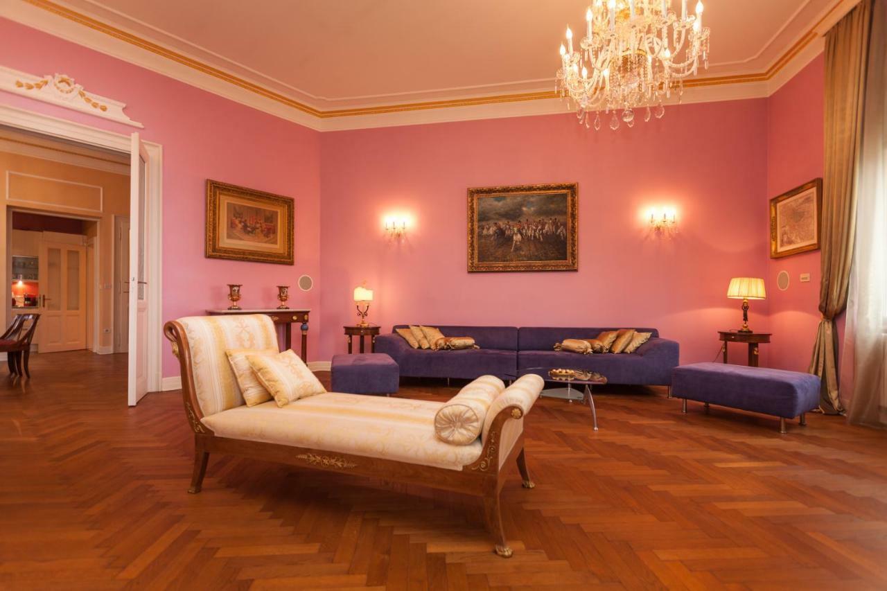 Filip's Palace Luxurious Lubiana